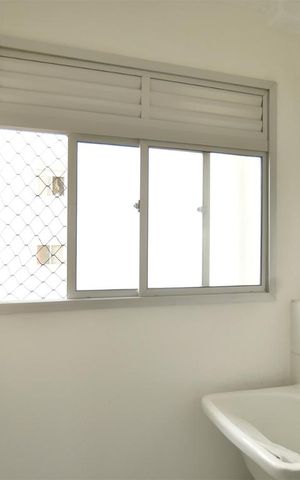 Apartamento para alugar com 65m², 3 quartos e 1 vagaÁrea de serviço