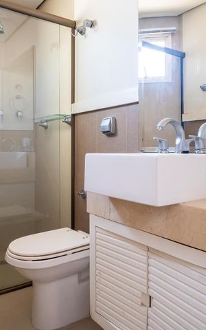 Apartamento à venda com 280m², 3 quartos e 3 vagas Apartamento à venda com 280m², 3 quartos e 3 vagasBanheiro