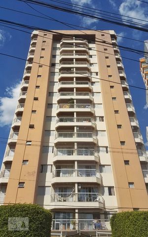 Apartamento à venda com 95m², 3 quartos e 1 vaga Apartamento à venda com 95m², 3 quartos e 1 vagaFachada