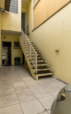 Casa à venda com 150m², 2 quartos e 2 vagas Casa à venda com 150m², 2 quartos e 2 vagasGaragem