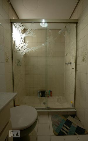 Apartamento à venda com 116m², 2 quartos e 1 vaga Apartamento à venda com 116m², 2 quartos e 1 vagaBanheiro da Suíte