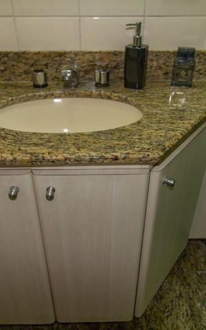 Apartamento à venda com 68m², 3 quartos e 2 vagas Apartamento à venda com 68m², 3 quartos e 2 vagasBanheiro Social