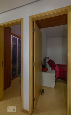 Apartamento à venda com 68m², 3 quartos e 2 vagas Apartamento à venda com 68m², 3 quartos e 2 vagasCorredor