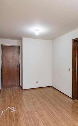 Apartamento à venda com 40m², 1 quarto e 1 vaga Apartamento à venda com 40m², 1 quarto e 1 vagaSala