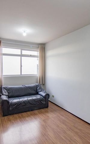 Apartamento à venda com 40m², 1 quarto e 1 vaga Apartamento à venda com 40m², 1 quarto e 1 vagaSala