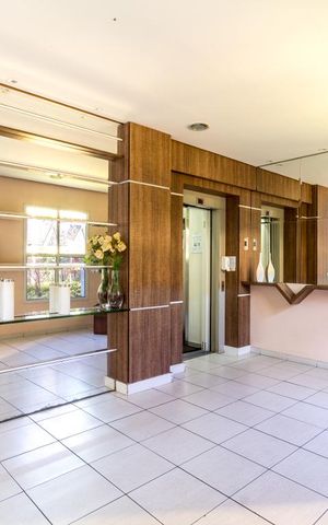 Apartamento à venda com 51m², 2 quartos e 1 vaga Apartamento à venda com 51m², 2 quartos e 1 vagaHall de entrada