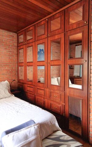 Casa para alugar com 350m², 5 quartos e 4 vagas Casa para alugar com 350m², 5 quartos e 4 vagasQuarto 3