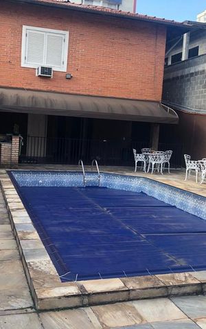 Casa para alugar com 350m², 5 quartos e 4 vagas Casa para alugar com 350m², 5 quartos e 4 vagasPiscina