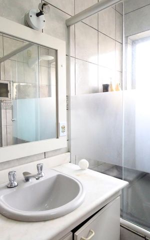 Casa para alugar com 350m², 5 quartos e 4 vagas Casa para alugar com 350m², 5 quartos e 4 vagasBanheiro da suite - Quarto 3