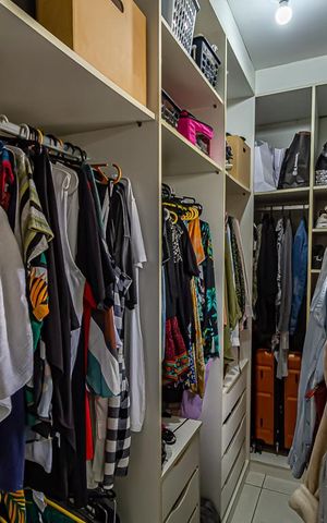 Apartamento à venda com 180m², 3 quartos e 1 vaga Apartamento à venda com 180m², 3 quartos e 1 vagaCloset do Quarto 1