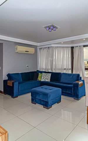Apartamento à venda com 180m², 3 quartos e 1 vaga Apartamento à venda com 180m², 3 quartos e 1 vagaSala