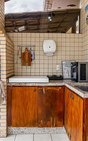 Apartamento à venda com 180m², 3 quartos e 1 vaga Apartamento à venda com 180m², 3 quartos e 1 vagaÁrea Gourmet
