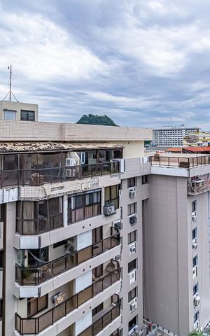 Apartamento à venda com 180m², 3 quartos e 1 vaga Apartamento à venda com 180m², 3 quartos e 1 vagaVista da Cobertura