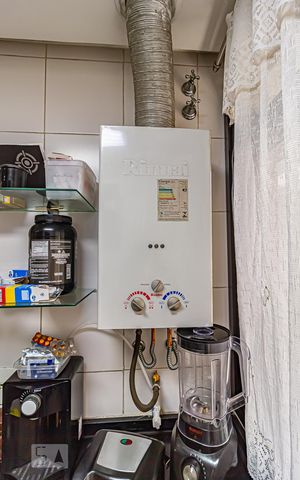 Apartamento à venda com 180m², 3 quartos e 1 vaga Apartamento à venda com 180m², 3 quartos e 1 vagaAquecedor
