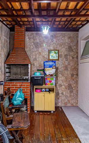 Casa de condomínio à venda com 117m², 4 quartos e 2 vagas Casa de condomínio à venda com 117m², 4 quartos e 2 vagasEspaço Gourmet