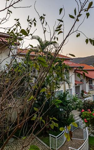 Casa de condomínio à venda com 117m², 4 quartos e 2 vagas Casa de condomínio à venda com 117m², 4 quartos e 2 vagasVista da Varanda do Quarto 4