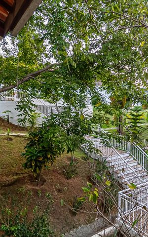Casa de condomínio à venda com 117m², 4 quartos e 2 vagas Casa de condomínio à venda com 117m², 4 quartos e 2 vagasVista da Varanda do Quarto 4