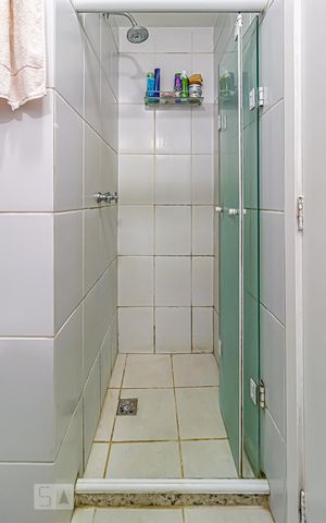 Casa de condomínio à venda com 117m², 4 quartos e 2 vagas Casa de condomínio à venda com 117m², 4 quartos e 2 vagasBanheiro Social 2