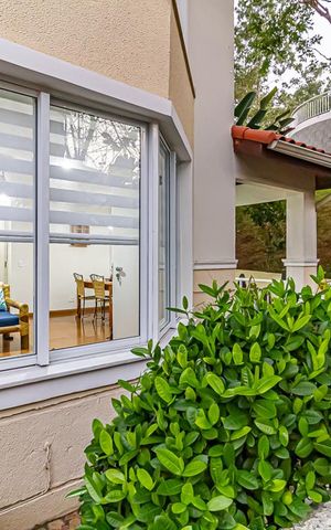 Casa de condomínio à venda com 117m², 4 quartos e 2 vagas Casa de condomínio à venda com 117m², 4 quartos e 2 vagasHall de Entrada