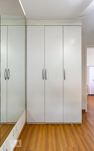 Casa de condomínio à venda com 117m², 4 quartos e 2 vagas Casa de condomínio à venda com 117m², 4 quartos e 2 vagasQuarto 3