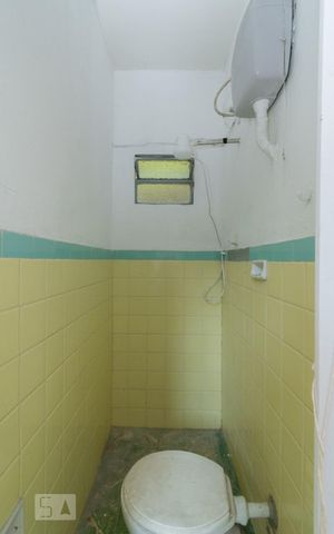 Casa à venda com 97m², 3 quartos e sem vagaBANHEIRO DE SERVIÇO