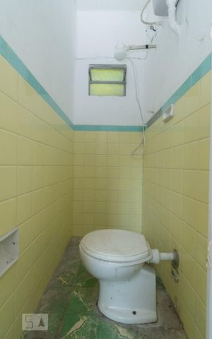 Casa à venda com 97m², 3 quartos e sem vagaBANHEIRO DE SERVIÇO