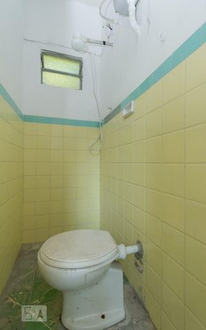 Casa à venda com 97m², 3 quartos e sem vagaBANHEIRO DE SERVIÇO