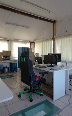 Casa para alugar com 256m², 5 quartos e 3 vagas Casa para alugar com 256m², 5 quartos e 3 vagasSala de jogos
