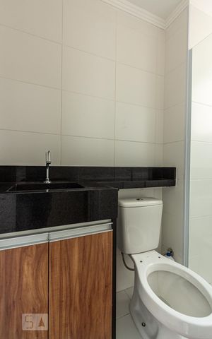 Apartamento à venda com 41m², 2 quartos e 1 vaga Apartamento à venda com 41m², 2 quartos e 1 vagaBanheiro