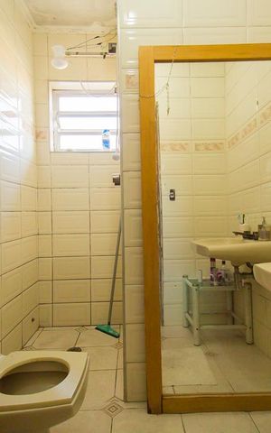 Casa à venda com 160m², 3 quartos e 4 vagasBanheiro