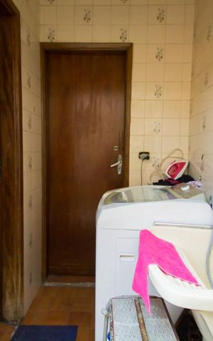 Casa à venda com 160m², 3 quartos e 4 vagasLavanderia