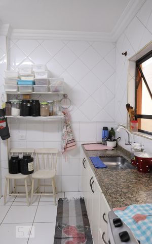 Apartamento à venda com 88m², 3 quartos e 2 vagasCozinha