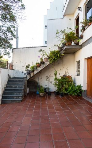 Casa à venda com 400m², 2 quartos e 5 vagasGaragem