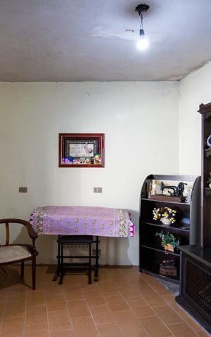Casa à venda com 400m², 2 quartos e 5 vagasSala 2