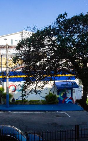 Casa à venda com 400m², 2 quartos e 5 vagasVista