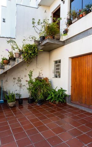 Casa à venda com 400m², 2 quartos e 5 vagasGaragem