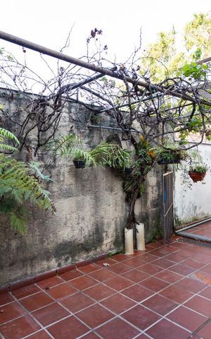Casa à venda com 400m², 2 quartos e 5 vagasQuintal