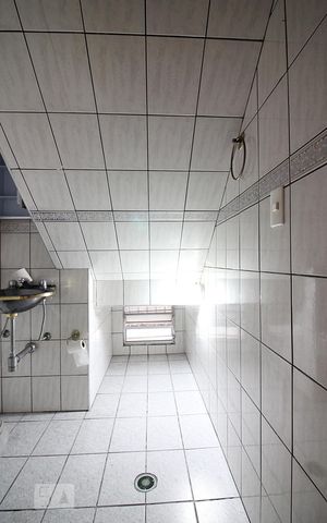 Casa à venda com 212m², 3 quartos e 2 vagasLavabo