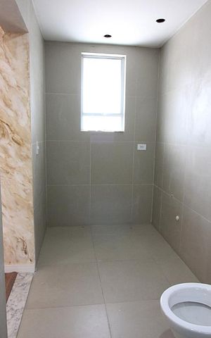 Casa à venda com 212m², 3 quartos e 2 vagasBanheiro da Suíte