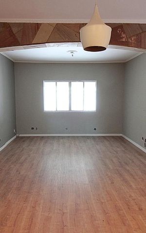 Casa à venda com 212m², 3 quartos e 2 vagasSala 