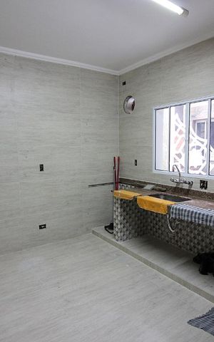 Casa à venda com 212m², 3 quartos e 2 vagasCozinha 
