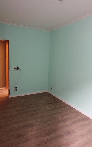 Casa à venda com 212m², 3 quartos e 2 vagasQuarto 2 