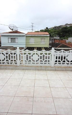 Casa à venda com 212m², 3 quartos e 2 vagasVaranda do Quarto 1 - Suíte
