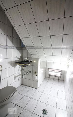 Casa à venda com 212m², 3 quartos e 2 vagasLavabo