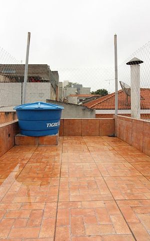 Casa à venda com 212m², 3 quartos e 2 vagasQuintal Descoberto 
