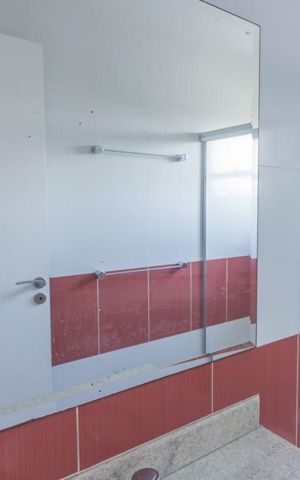 Casa à venda com 310m², 3 quartos e 3 vagasBanheiro Social