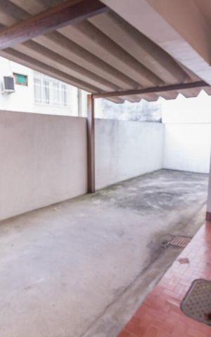 Casa à venda com 310m², 3 quartos e 3 vagasÁrea de Serviço