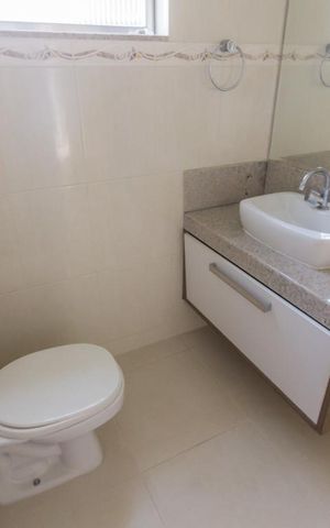 Casa à venda com 310m², 3 quartos e 3 vagasLavabo