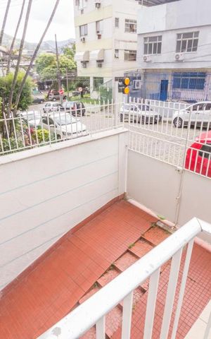 Casa à venda com 310m², 3 quartos e 3 vagasVaranda da Sala1