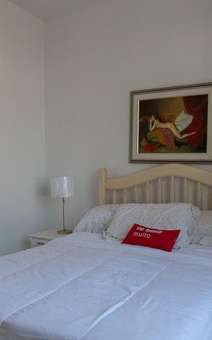 Casa de condomínio à venda com 470m², 6 quartos e 4 vagas Casa de condomínio à venda com 470m², 6 quartos e 4 vagasQuarto 1